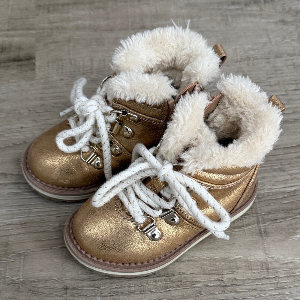 Cat & Jack Shimmering Gold Kids Boots with Faux Fur